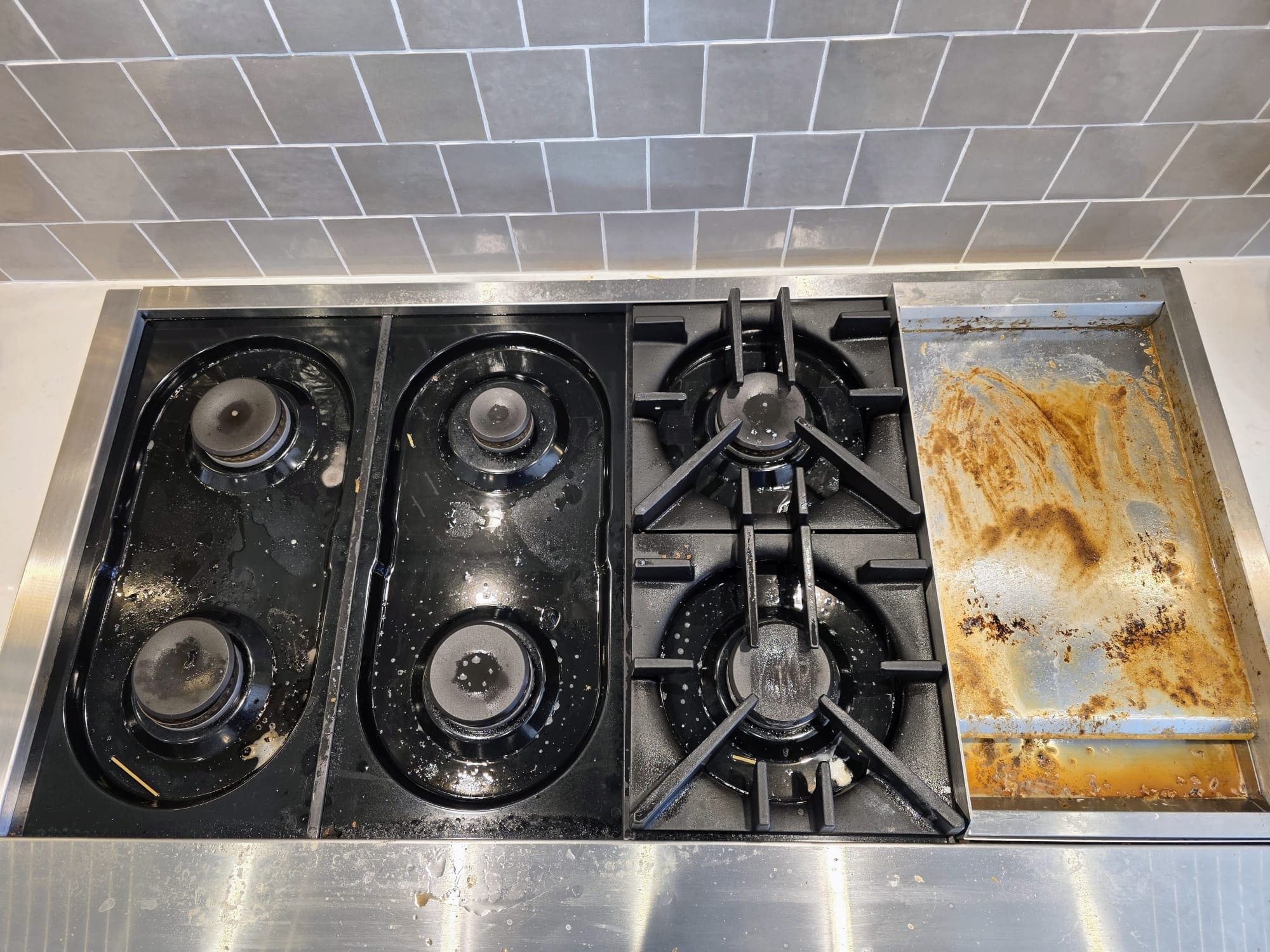The Deep Cleaning Stove in Appleton Before. The Deep Cleaning Stove in Appleton Before.